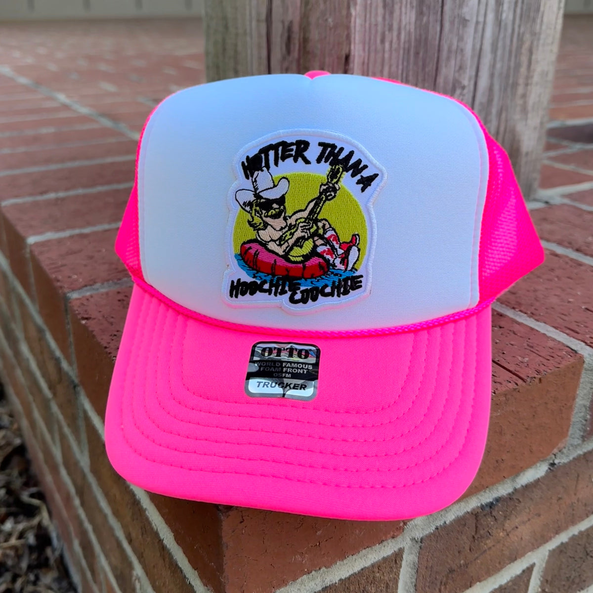 Head Shot Velour Trucker Cap (Pink) – IDEASWAM