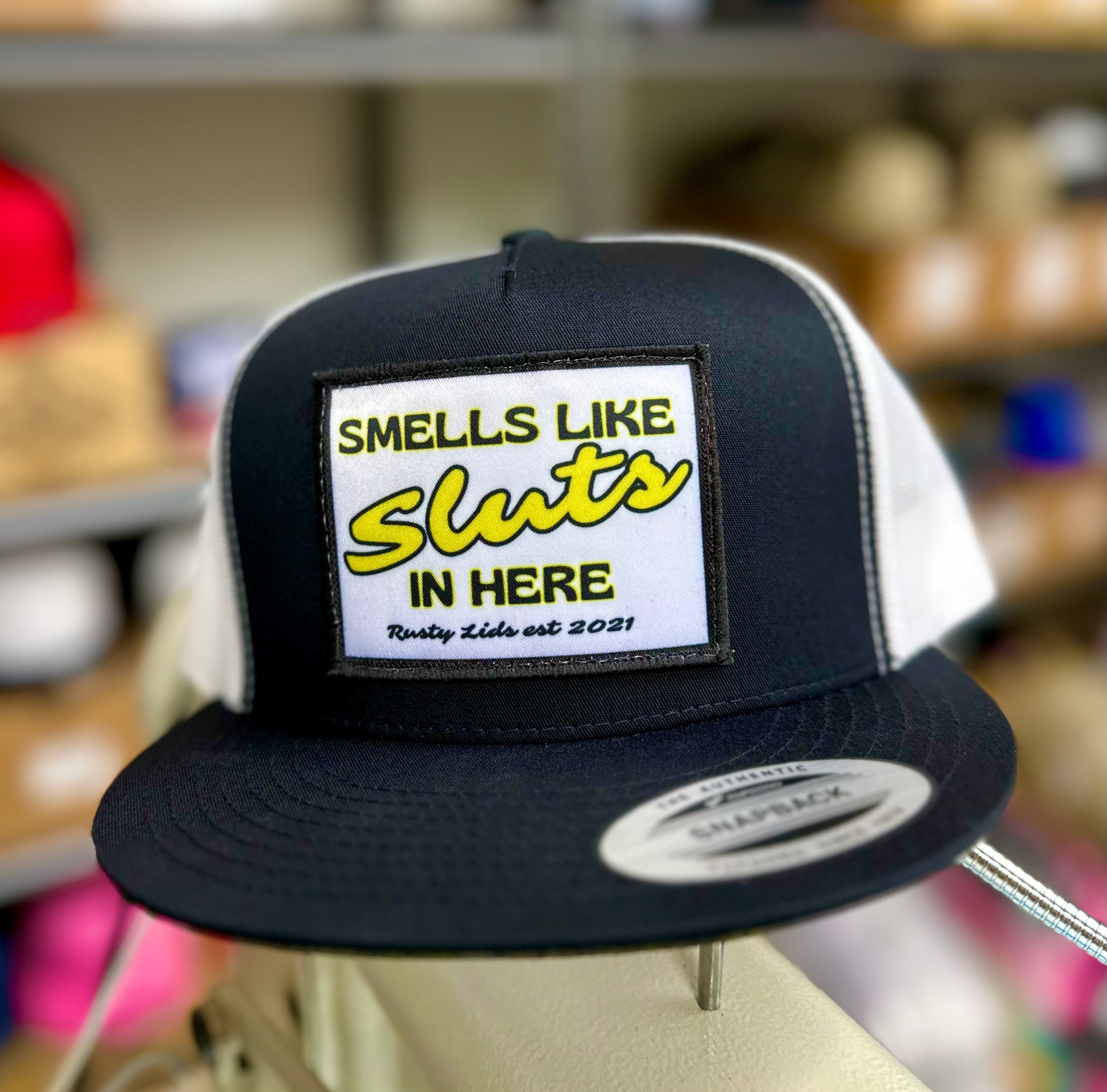 QUICK ORDER Smells Like Sluts In Here Hat Black/ White hat Gold pat