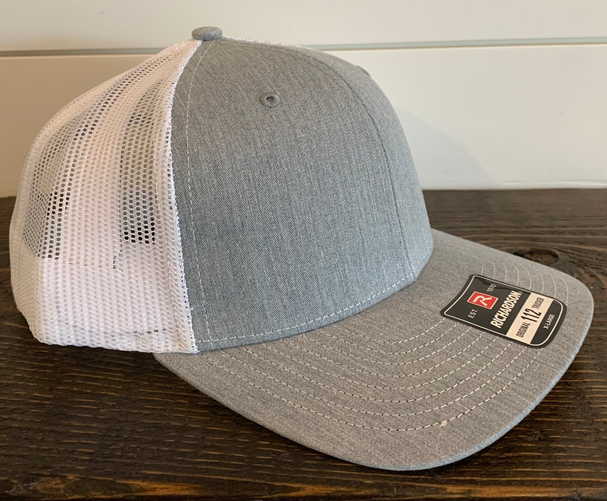 *XL* Richardson XL 112 Classic Trucker Hat Heather/ White Rusty Lids